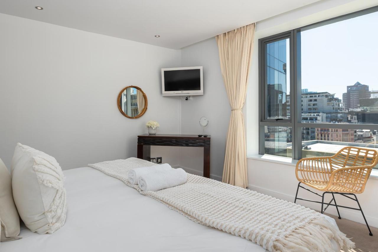 Mandela Rhodes Luxury Apartments เคปทาวน์ ภายนอก รูปภาพ