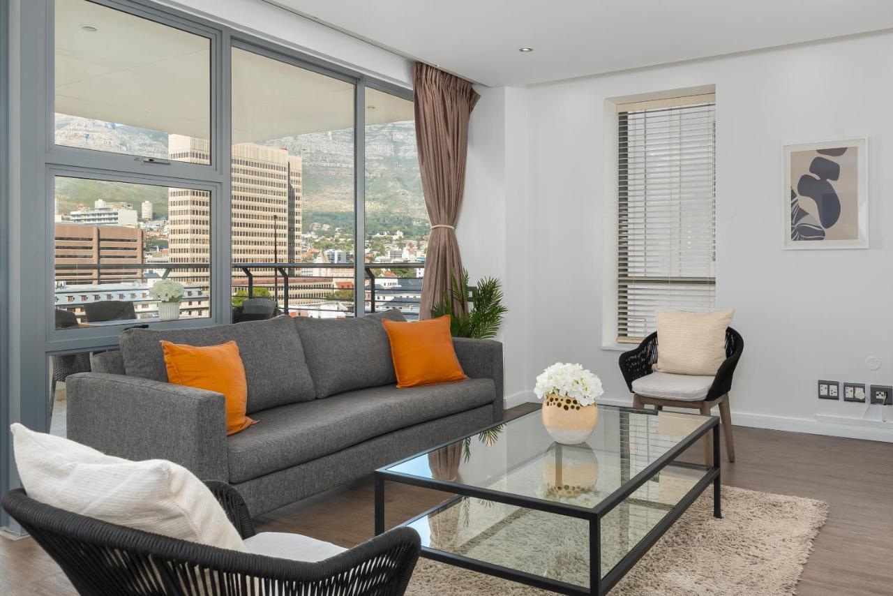 Mandela Rhodes Luxury Apartments เคปทาวน์ ภายนอก รูปภาพ