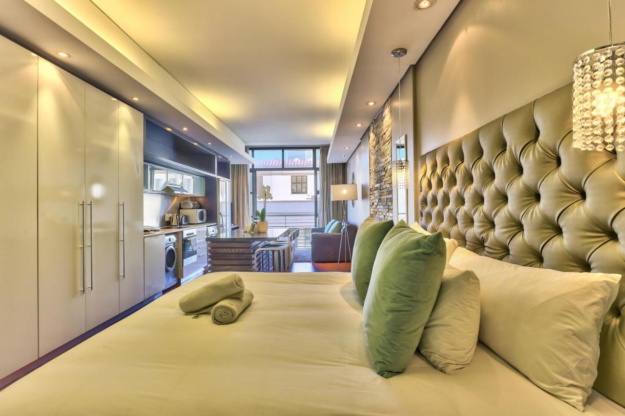 Mandela Rhodes Luxury Apartments เคปทาวน์ ภายนอก รูปภาพ