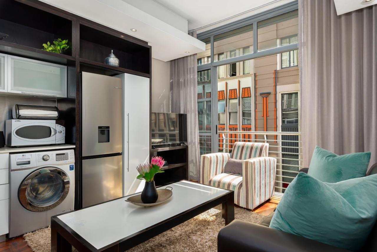 Mandela Rhodes Luxury Apartments เคปทาวน์ ภายนอก รูปภาพ