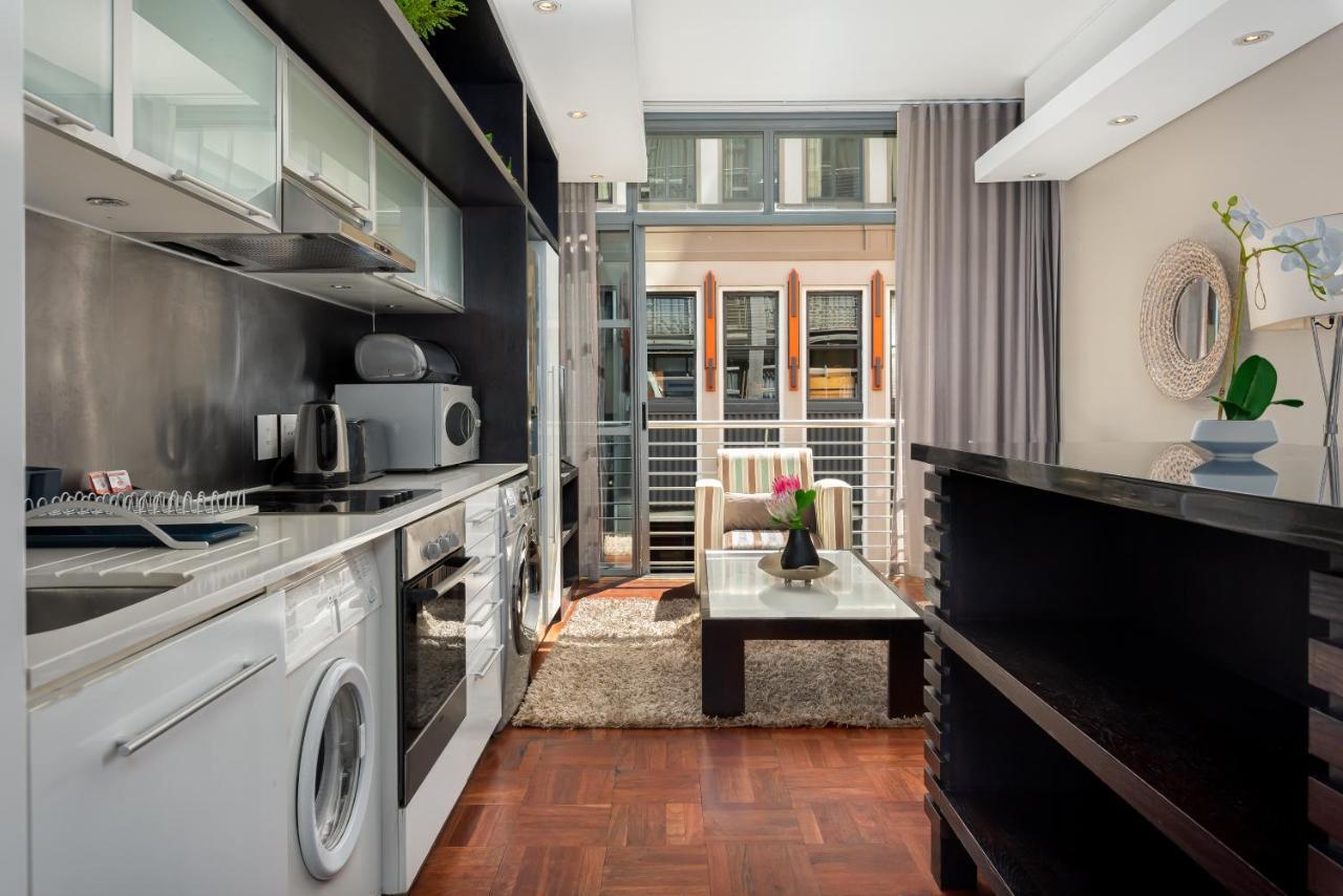 Mandela Rhodes Luxury Apartments เคปทาวน์ ภายนอก รูปภาพ